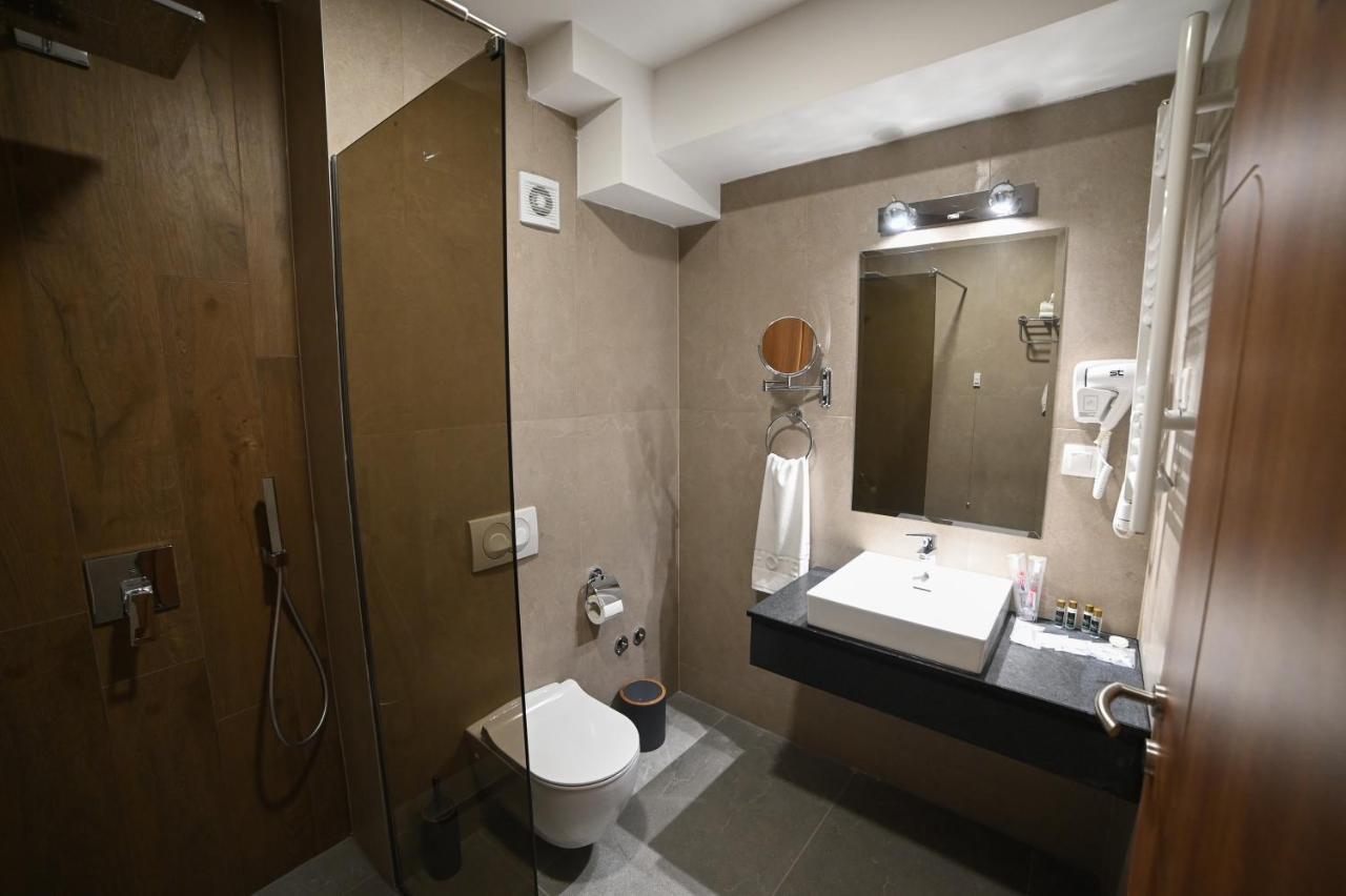 Glorius Hotel فيليس المظهر الخارجي الصورة
