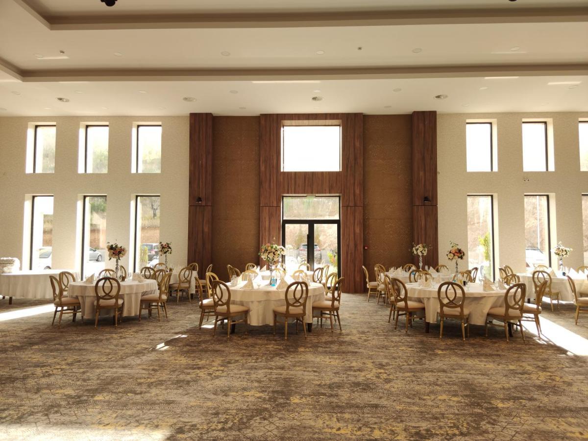 Glorius Hotel فيليس المظهر الخارجي الصورة