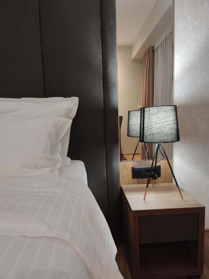 Glorius Hotel فيليس المظهر الخارجي الصورة